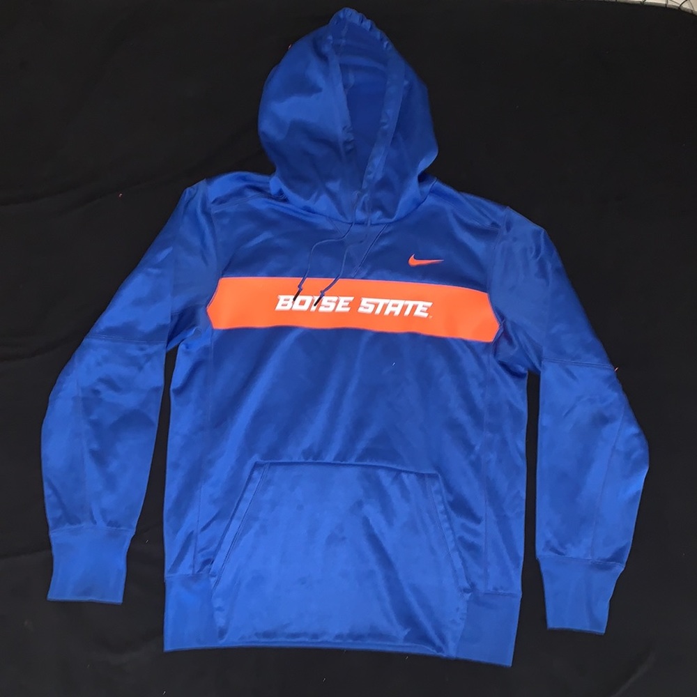 Boise State University women’s sweatshirt